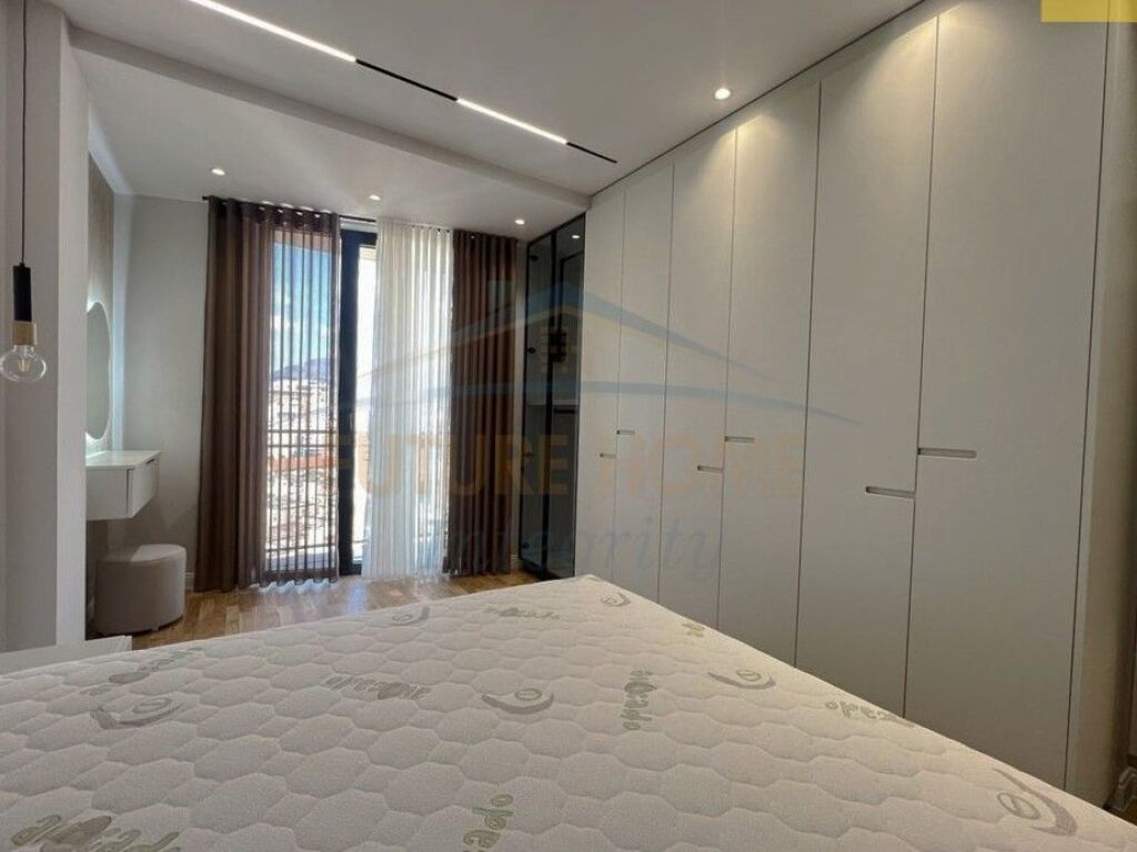 In vendita, Appartamento 2+1, Golden Tower Residence, Tirana.