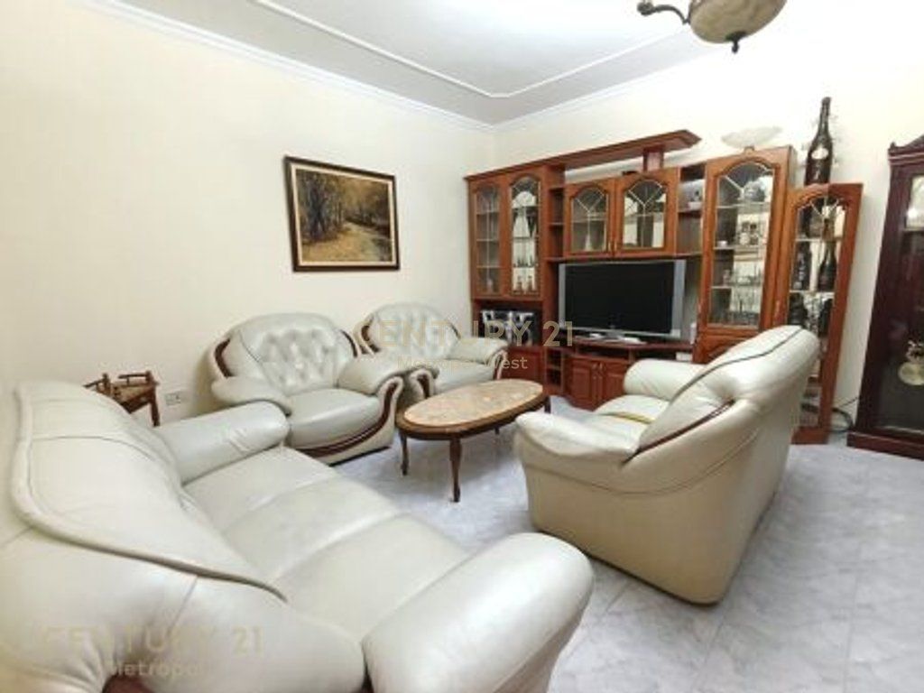 🏡 Apartment 3+1+2 for rent near the Prosecutor's Office