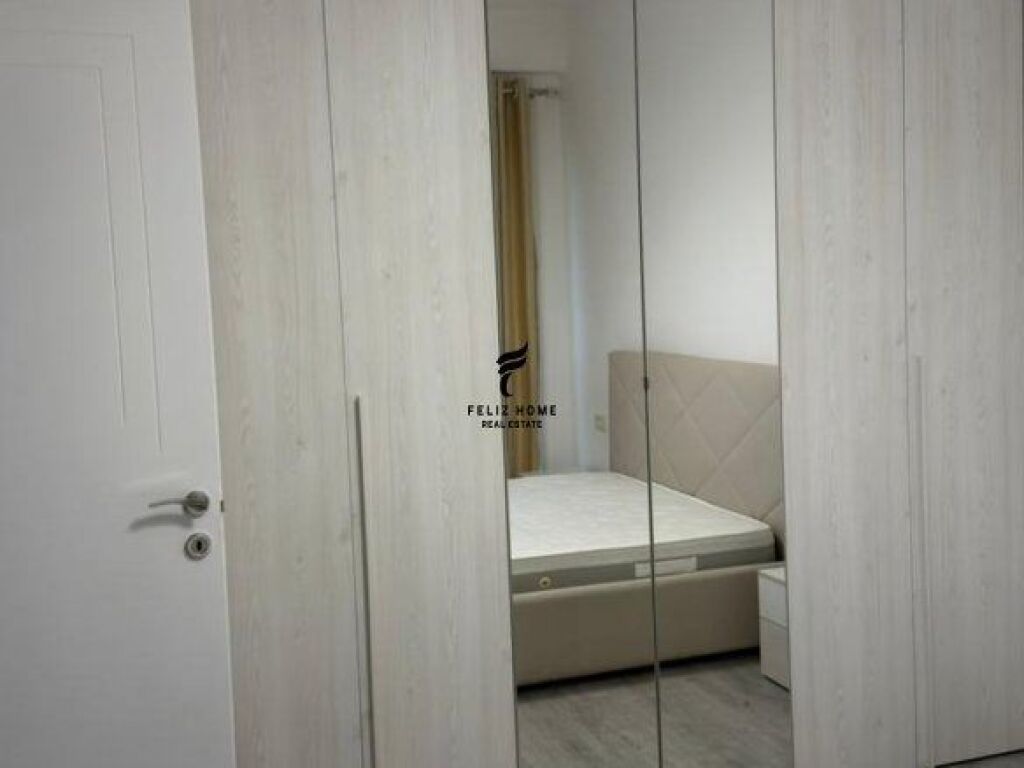 APARTAMENT ME QERA 2+1 5 MAJI 700 EURO FH-67895