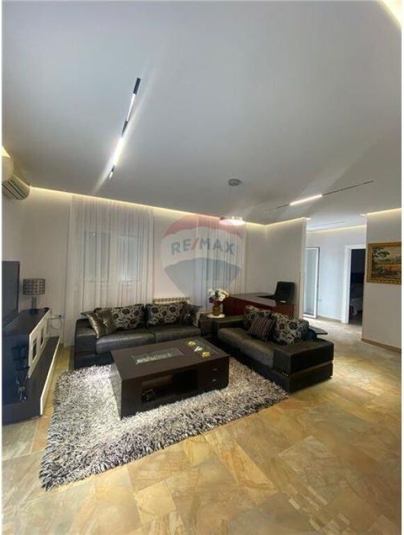 Apartament luksoz 1+1+Post Parkimi te