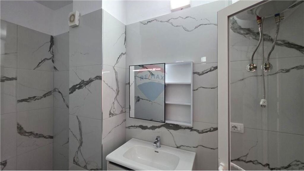 🔥 OKAZION NË VLORË – INVESTIM I SIGURT! 🔥  🏡 Apartament 1+1 për shitje