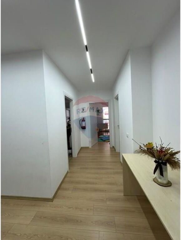 Apartment 3+1+2 for Sale at Bulevardi i Ri
