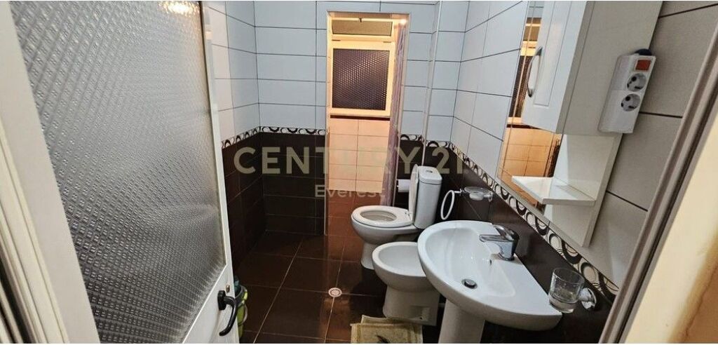 SHESIM APARTAMENT 2+1 ,IRFAN TOMINI