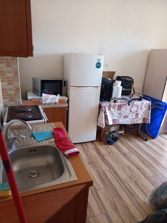 STUDIO APARTMENT 22000 LEKE. FORMER ELECTRICITY MARKET.