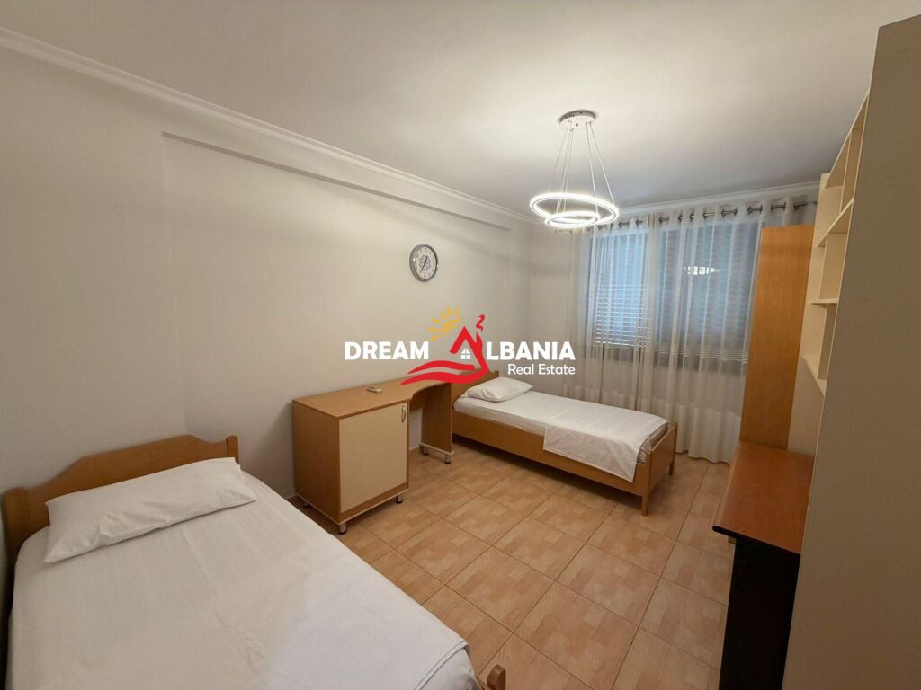 Jepet me qera apartament 2+1+2 tek 21 Dhjetori prane Joenes (ID 42215521)