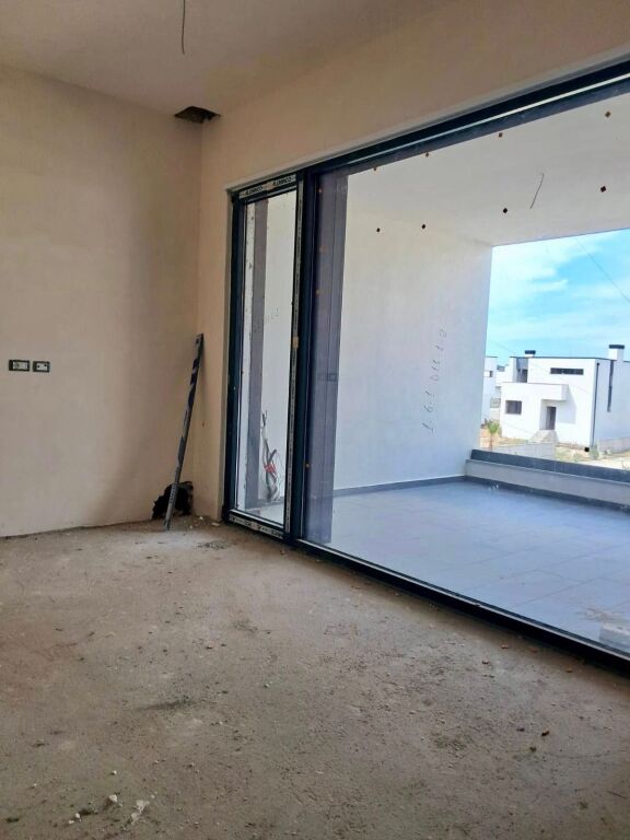 VENDESI appartamento 1+1+parcheggio Residenza Turqouise Marine, Hamallaj, Golfo di Lalzit
