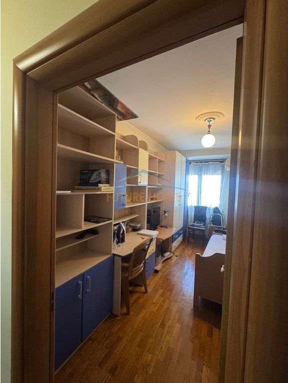 Qera,Apartament 3+1+2+Post Parkimi,Rruga e Bogdanëve, Tiranë