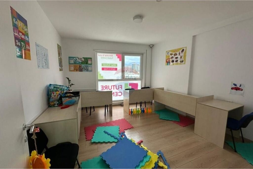 Apartment 3+1+2 for Sale at Bulevardi i Ri