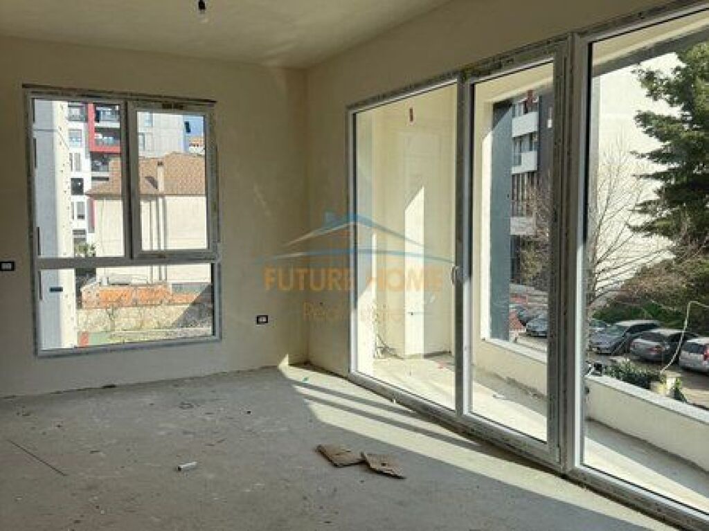 For sale, Apartment 2+1+2, near Alidemi Field, Tirana, Tirana.