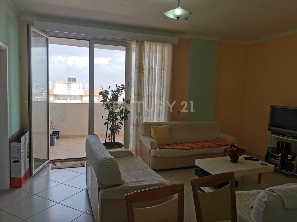 Appartamento in Vendita sulla Spiaggia, Durazzo - 130000€ | 80 m²