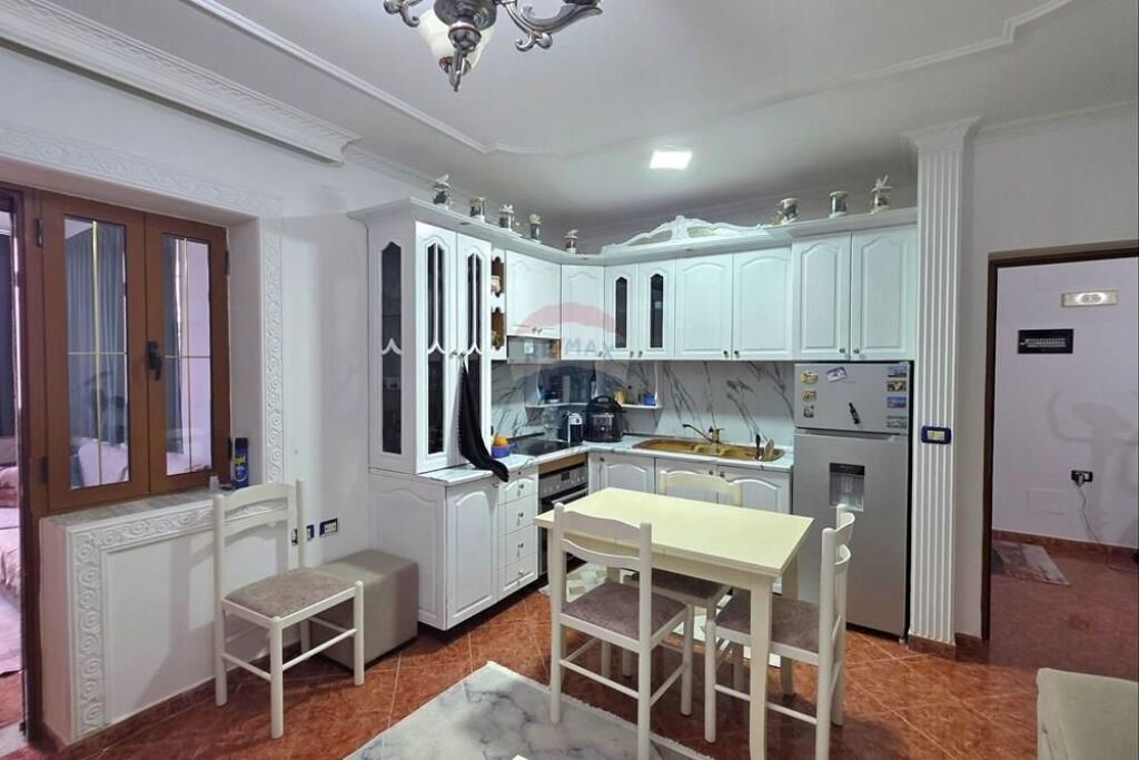 Appartamento 2+1 in Vendita super Occasione nel centro di Vlora