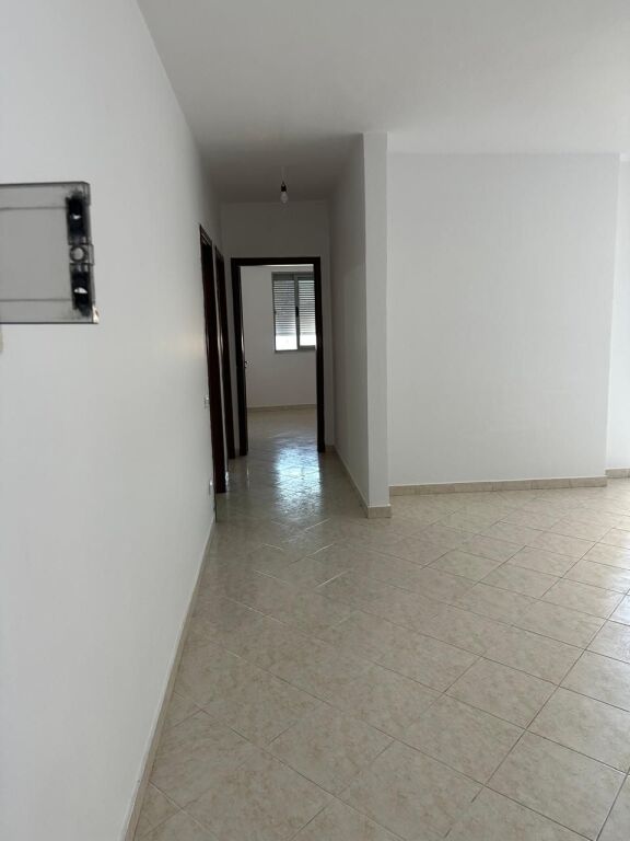 Appartamento 2+1 in affitto ad Astir !
