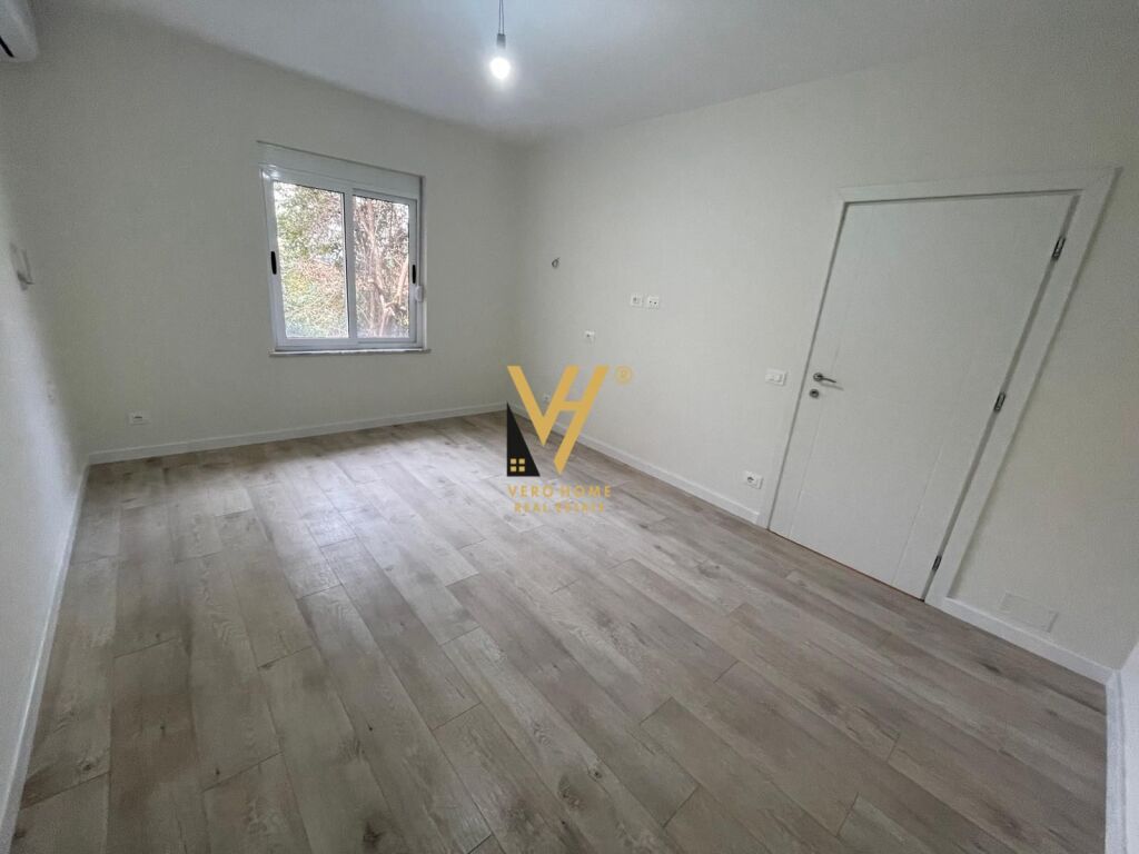 OFFICE 110 M2 FOR RENT ON THE 9TH FLOOR 120,000 LEKE