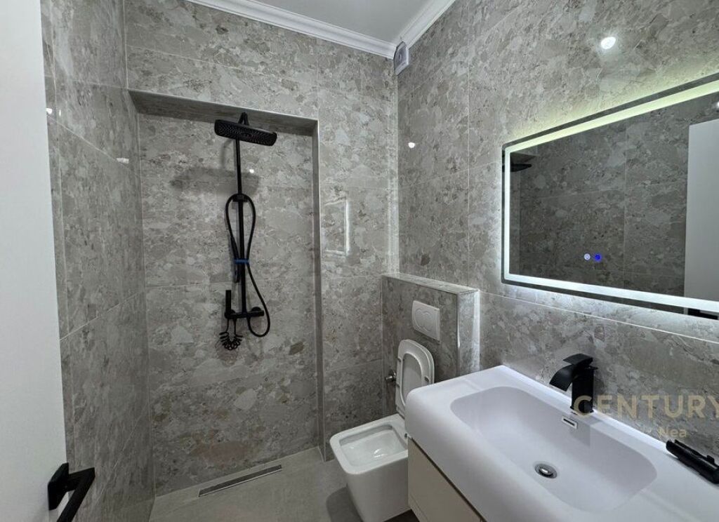 Apartament ne shitje 2+1 tek Rruga e Bogdaneve