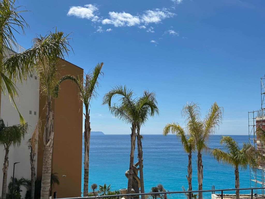 🏡 Appartamento 2+1 in vendita a Santorini Residence, Dhermi