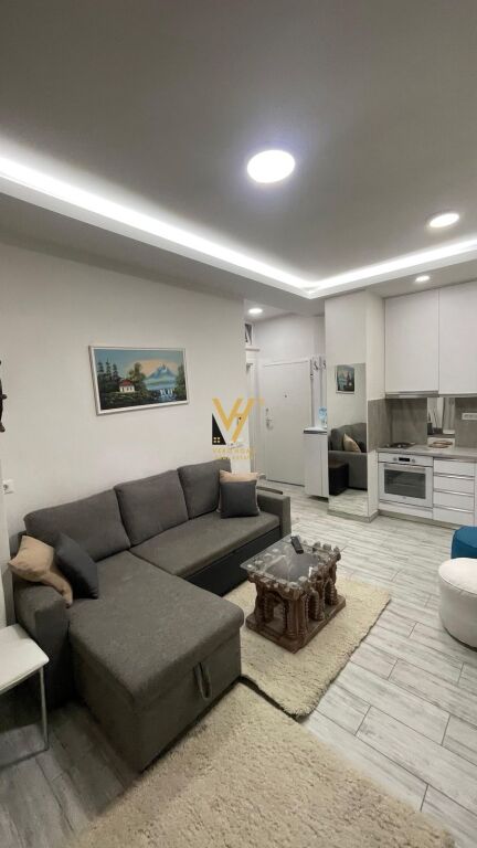 JEPET APARTAMENT 1+1+BLK ME QIRA TE KOMUNA E PARISIT 65.000 LEKE