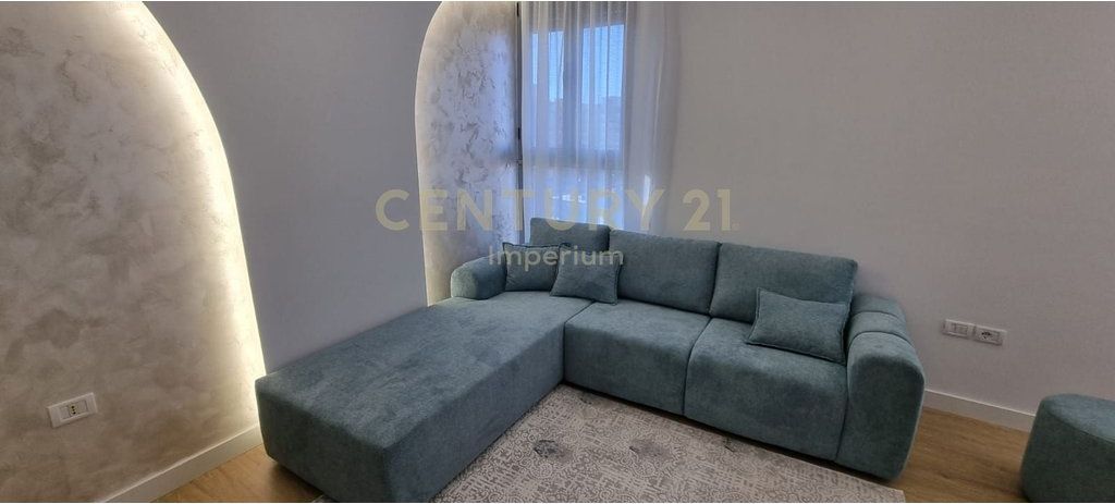 Appartamento 1+1 in vendita ad Astir