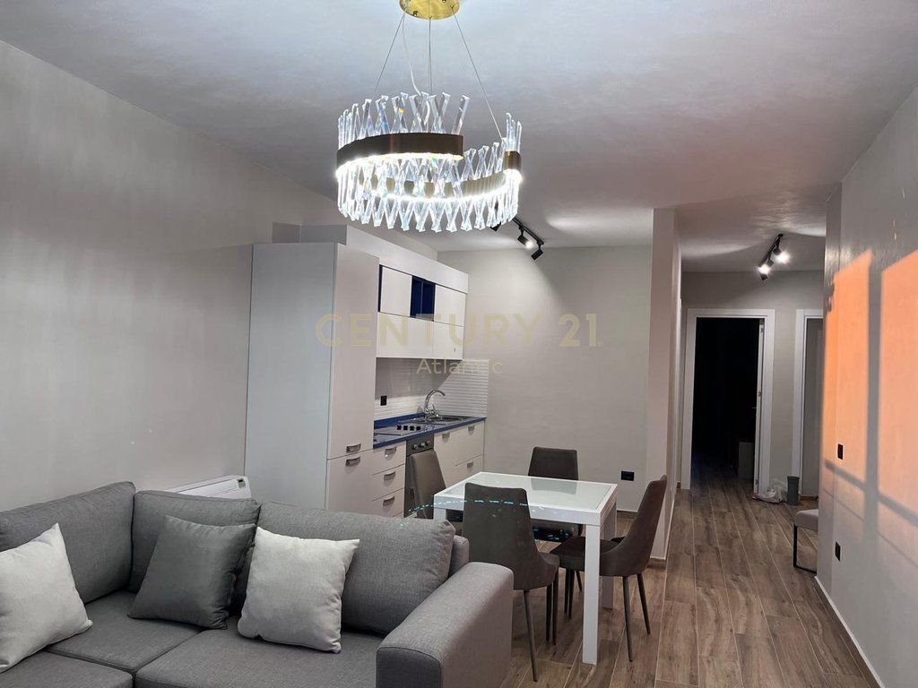 Appartamento in Vendita a White Hill Residence | Currila, Durrës | Vista Mare