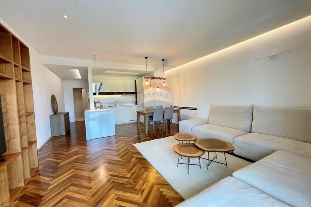 APARTAMENT 2+1 ME QIRA TEK AMBASADOR 3