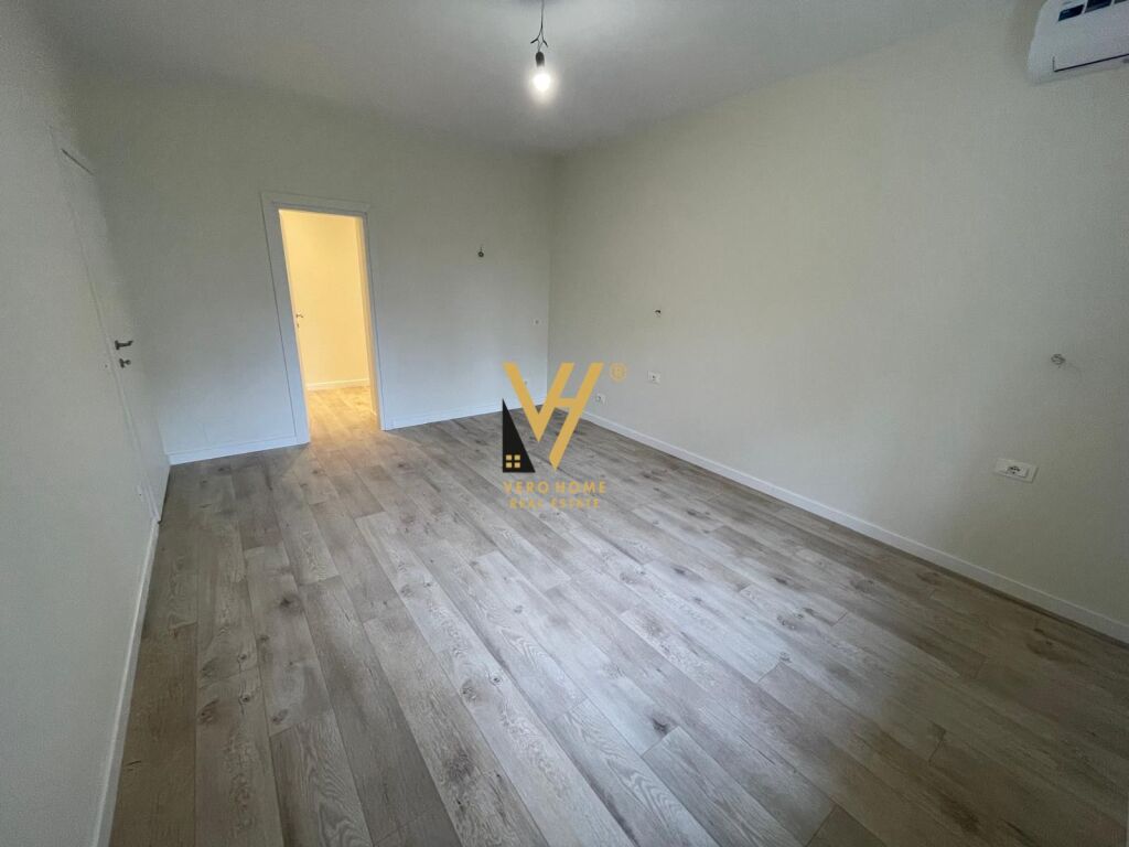 OFFICE 110 M2 FOR RENT ON THE 9TH FLOOR 120,000 LEKE