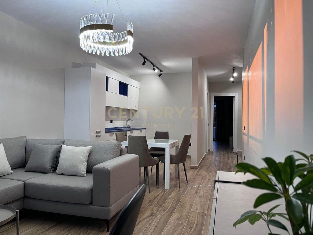 Appartamento in Vendita a White Hill Residence | Currila, Durrës | Vista Mare