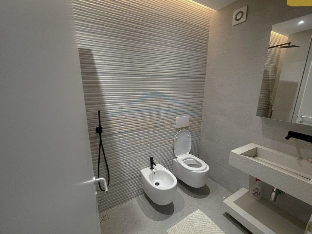 In vendita, Appartamento 2+1+2, Residenza Avid, Jordan Misja, Tirana.