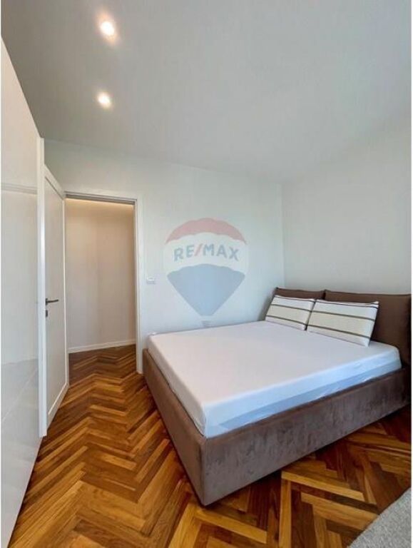 APARTAMENT 2+1 ME QIRA TEK AMBASADOR 3
