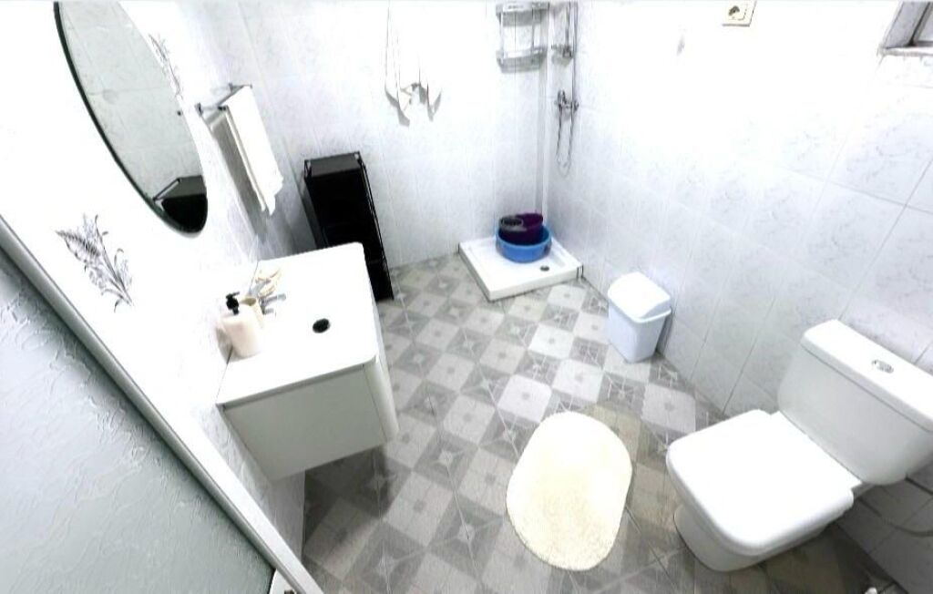 🏡 Apartment 2+1 for rent – near the University Library (at Mirësi)💰 60,000 lek/month