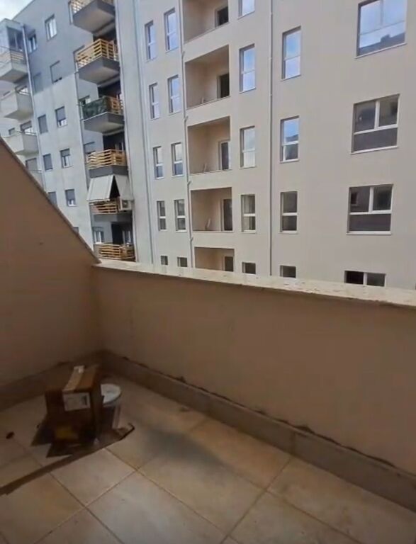 Apartament 1+1 tek Aura ne Laprake