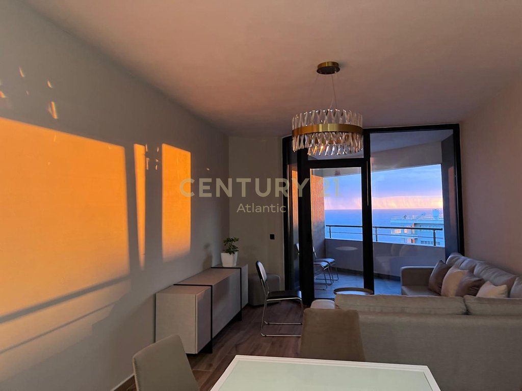 Appartamento in Vendita a White Hill Residence | Currila, Durrës | Vista Mare