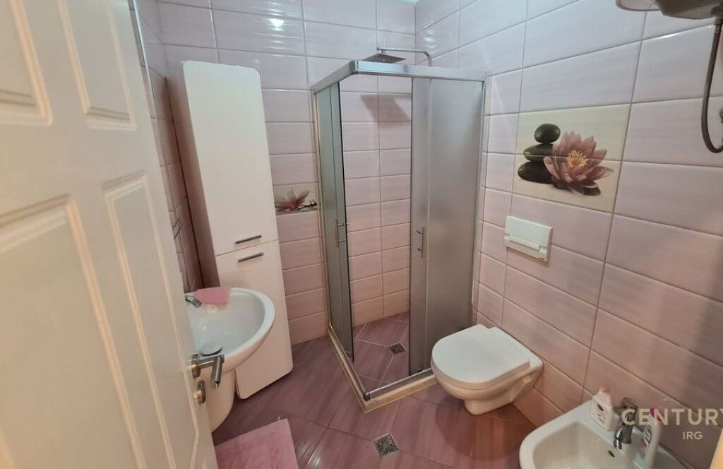 Appartamento 1+1 1 1 monolocale in affitto presso Globe, Via Kavajes