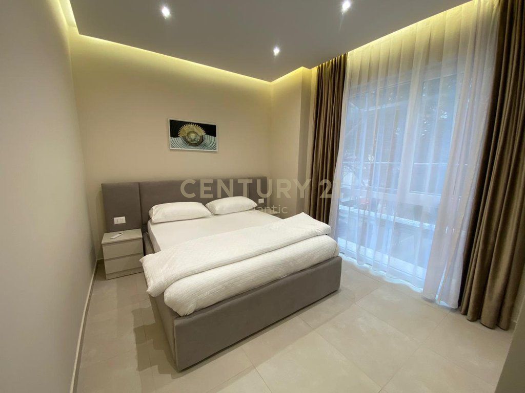 Appartamento in Vendita – Prima Linea con Vista Mare Laterale – Mali Robit,