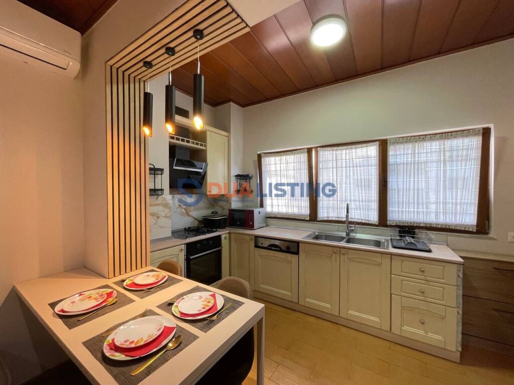 ✨ Appartamento 1+1 in affitto di fronte a Delijorgji. 🏡 Comodo, moderno e in una posizione super. 💰 550€/mese