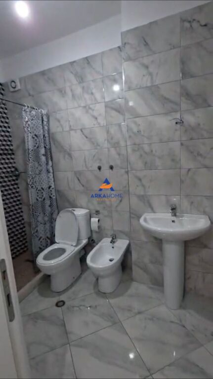 FOR RENT APARTMENT 2+1+BALCONY "CENTER, NEAR TOPTANI CENTER" 80,000 LEKE