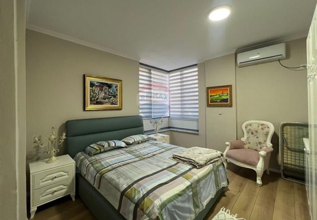 APARTMENT FOR RENT IN THE CENTER. ID: 530281057-72