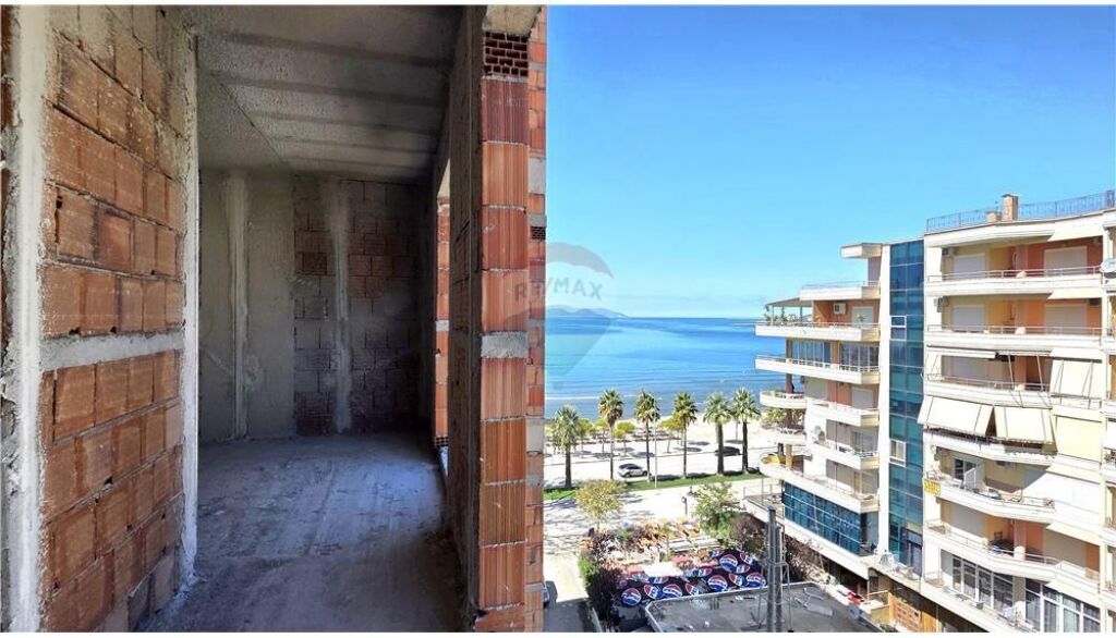 🏡 Apartament 1+1 për Shitje – Lungomare, Vlorë