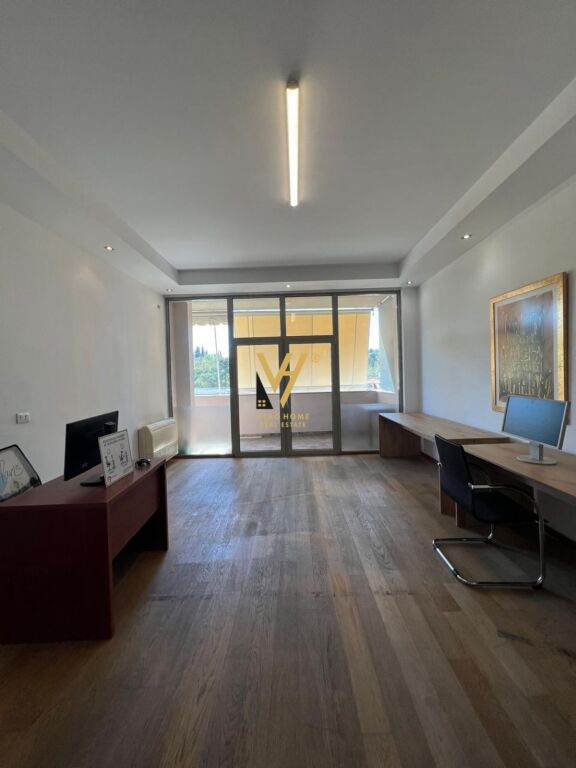 OFFICE 132 M2 FOR RENT AT GARDA 150,000 LEKE