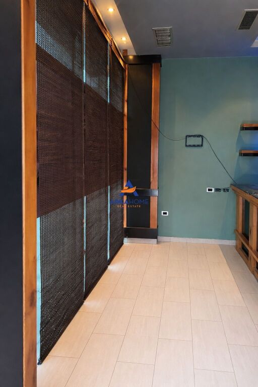 PREMISES FOR RENT 50M2 "VILAT AMERIKANE" 45000 LEKE