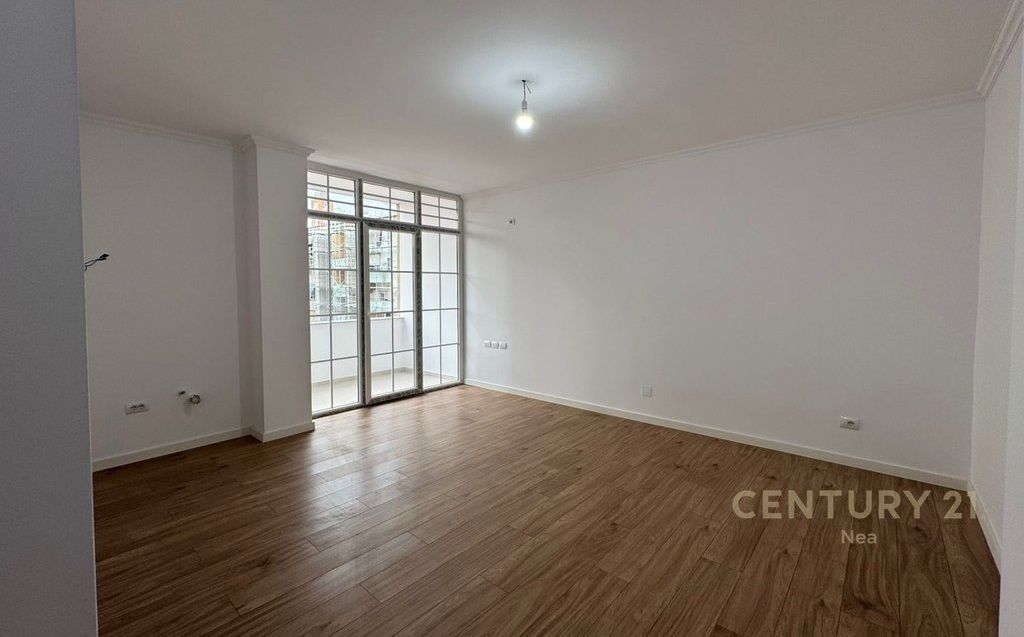 Apartament ne shitje 2+1 tek Rruga e Bogdaneve