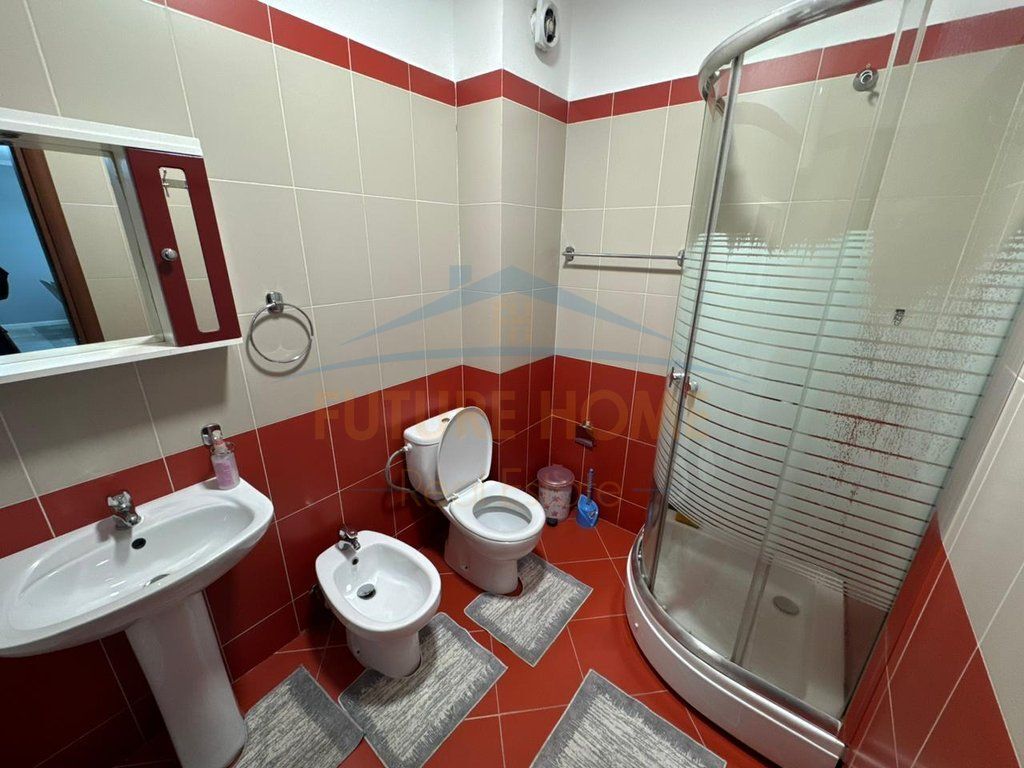 In vendita, Appartamento 2+1, Yzberisht, Tirana.