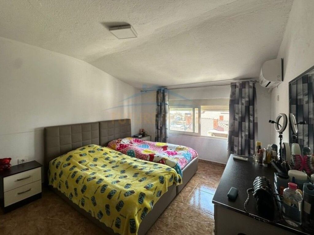 For sale, Apartment 2+1, Zogu I Boulevard, Tirana