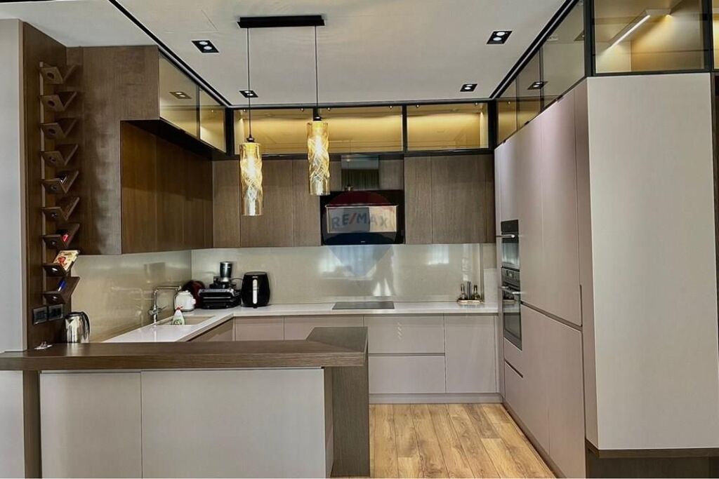 Apartament+PARKIM+MAGAZINE - Për Shitje - Kompleksi Delijorgji