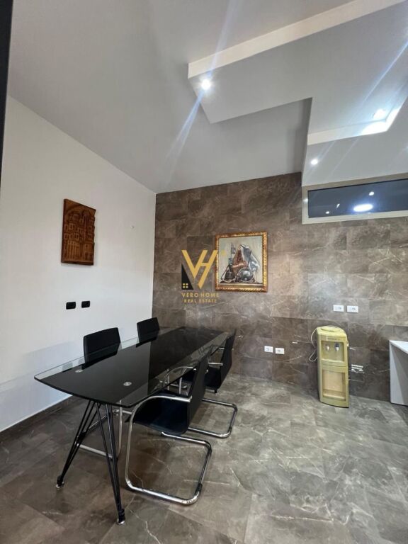 OFFICE 132 M2 FOR RENT AT GARDA 150,000 LEKE