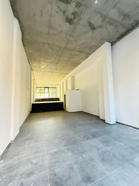 Shop for rent on Barricades Street (ID BD21865) Tirana