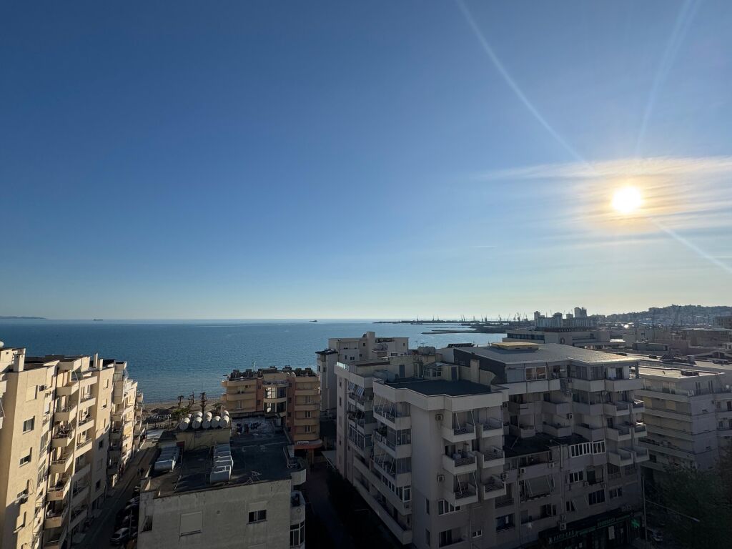 Jepet apartament 2+1 me qera Plazh Durres