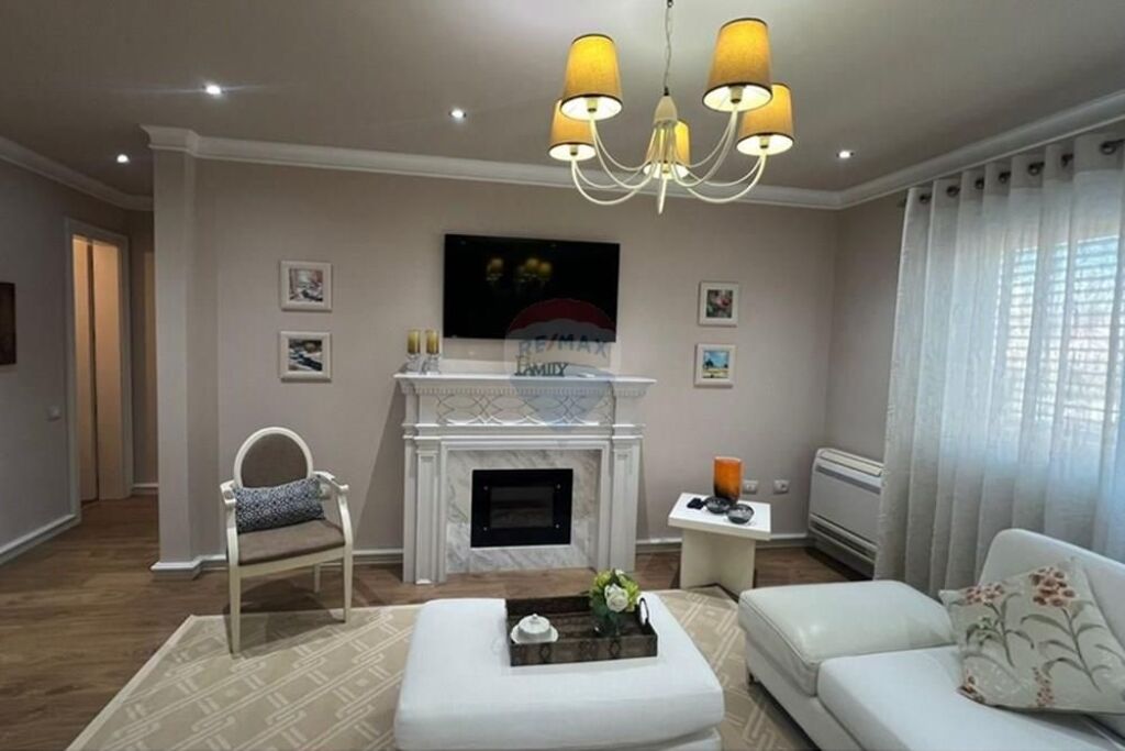 Apartment 2+1+2 for rent in Bllok !