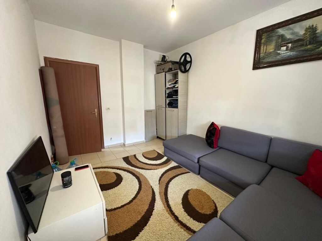 Vendesi appartamento 2+1 presso la curva di Kamza