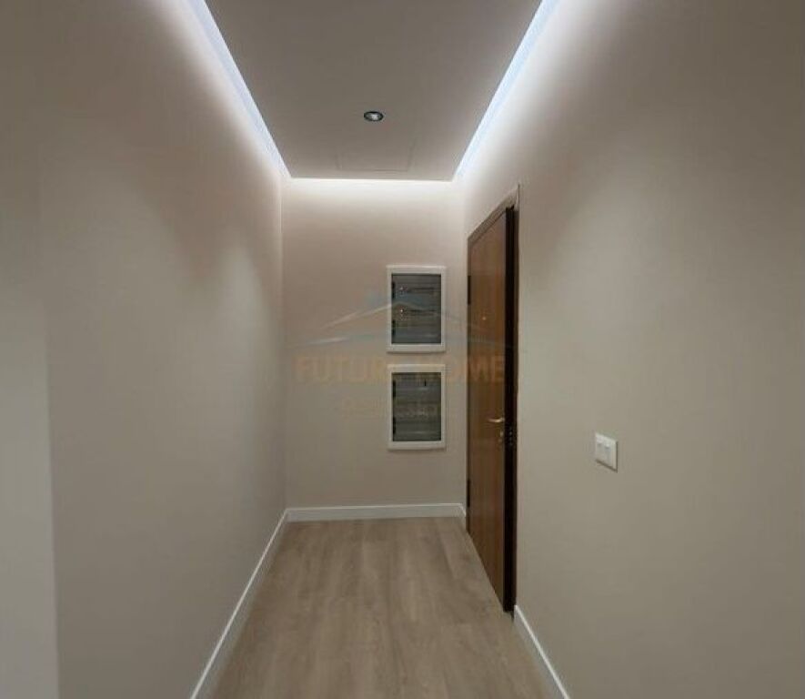 Affitto, Locale 2+1+2+ Posto Auto, Coin, Tirane