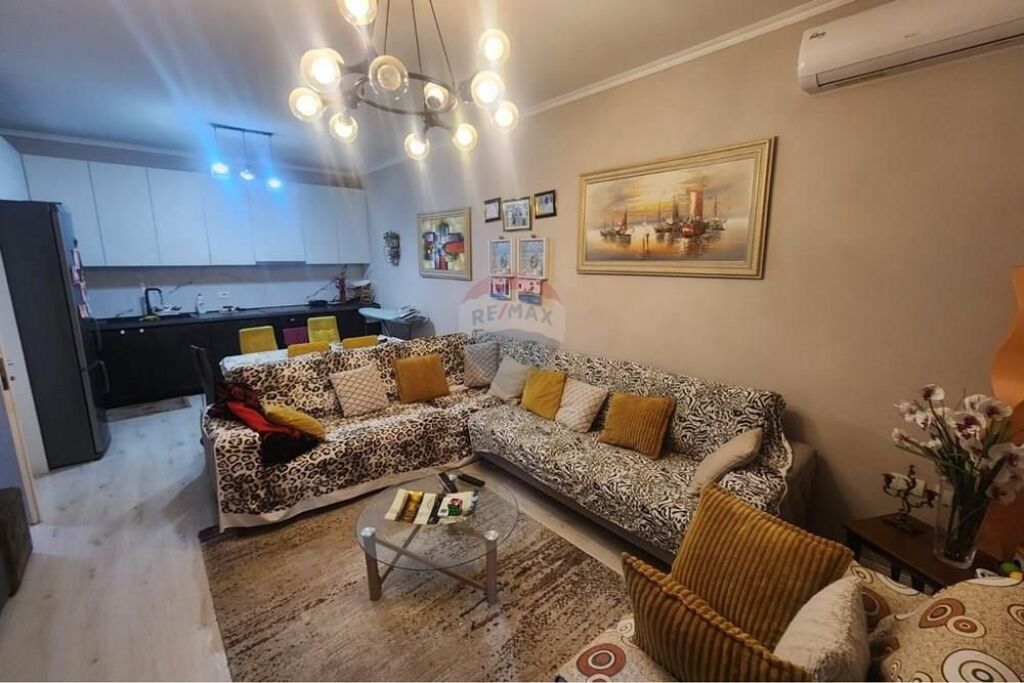 Apartament-Per Shitje-Ish Fusha e Aviacionit,Tirane