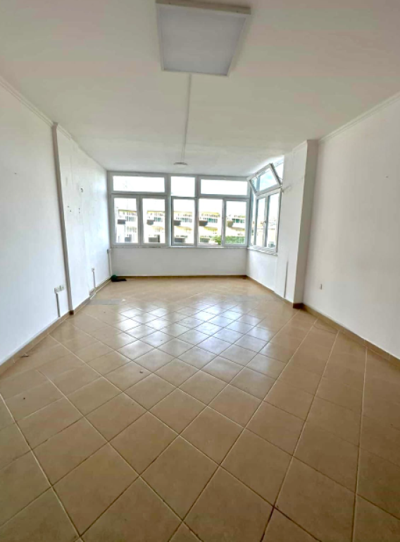 🏡 Super Appartamento 2+1+2 in Vendita – Shkëmbi i Kavajës   
